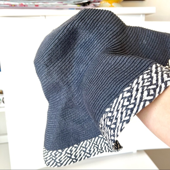 Floppy Navy Blue Paper Straw Sun Hat From Target - Picture 6 of 11